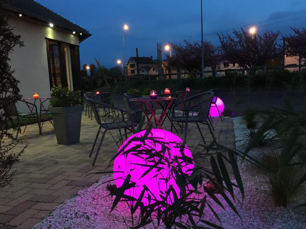 Hotel Restaurant Baryton Saint-Marcel  Esterno foto