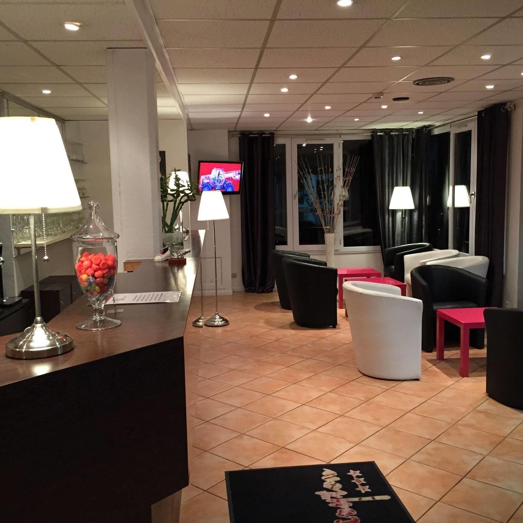 Hotel Restaurant Baryton Saint-Marcel  Esterno foto